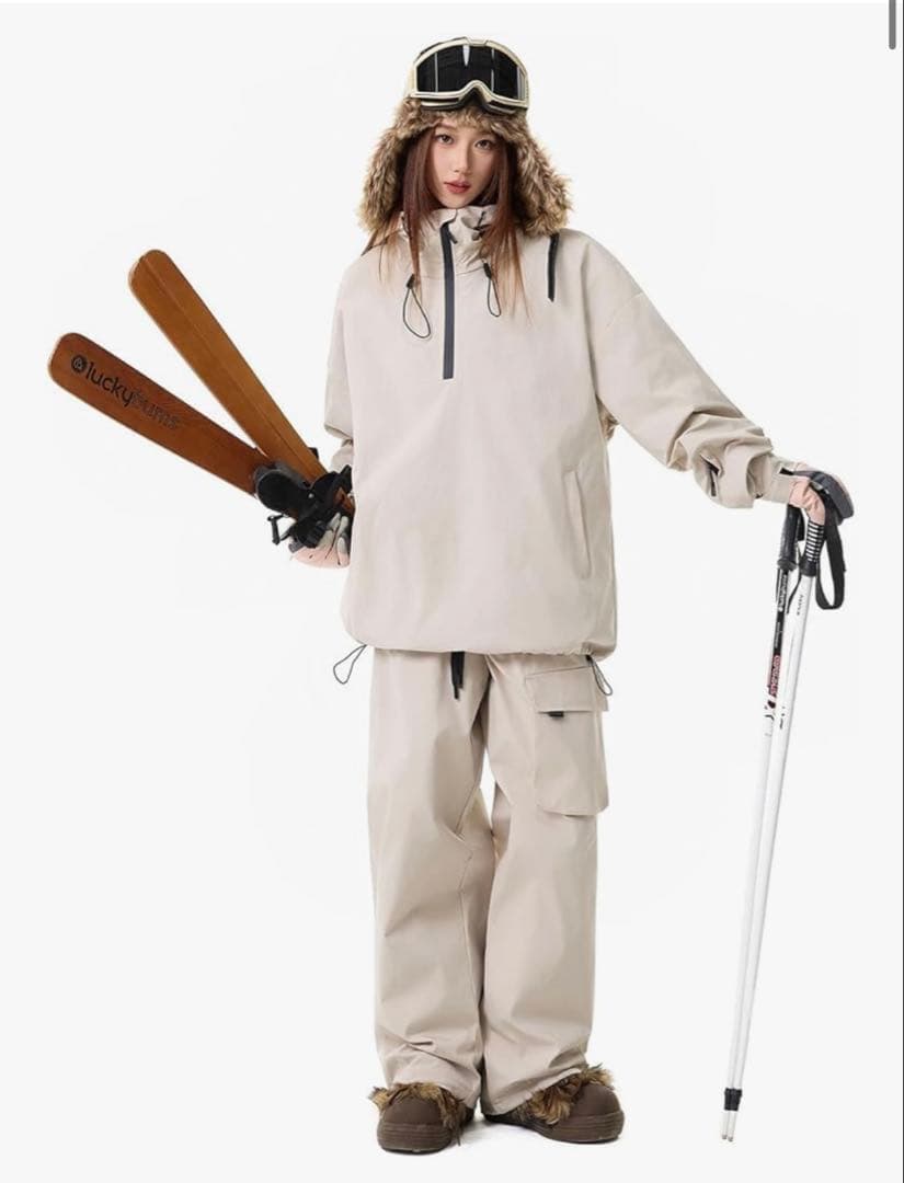 値下げしました！新品　大きいサイズ　3XL ベージュ スノーボードウェア