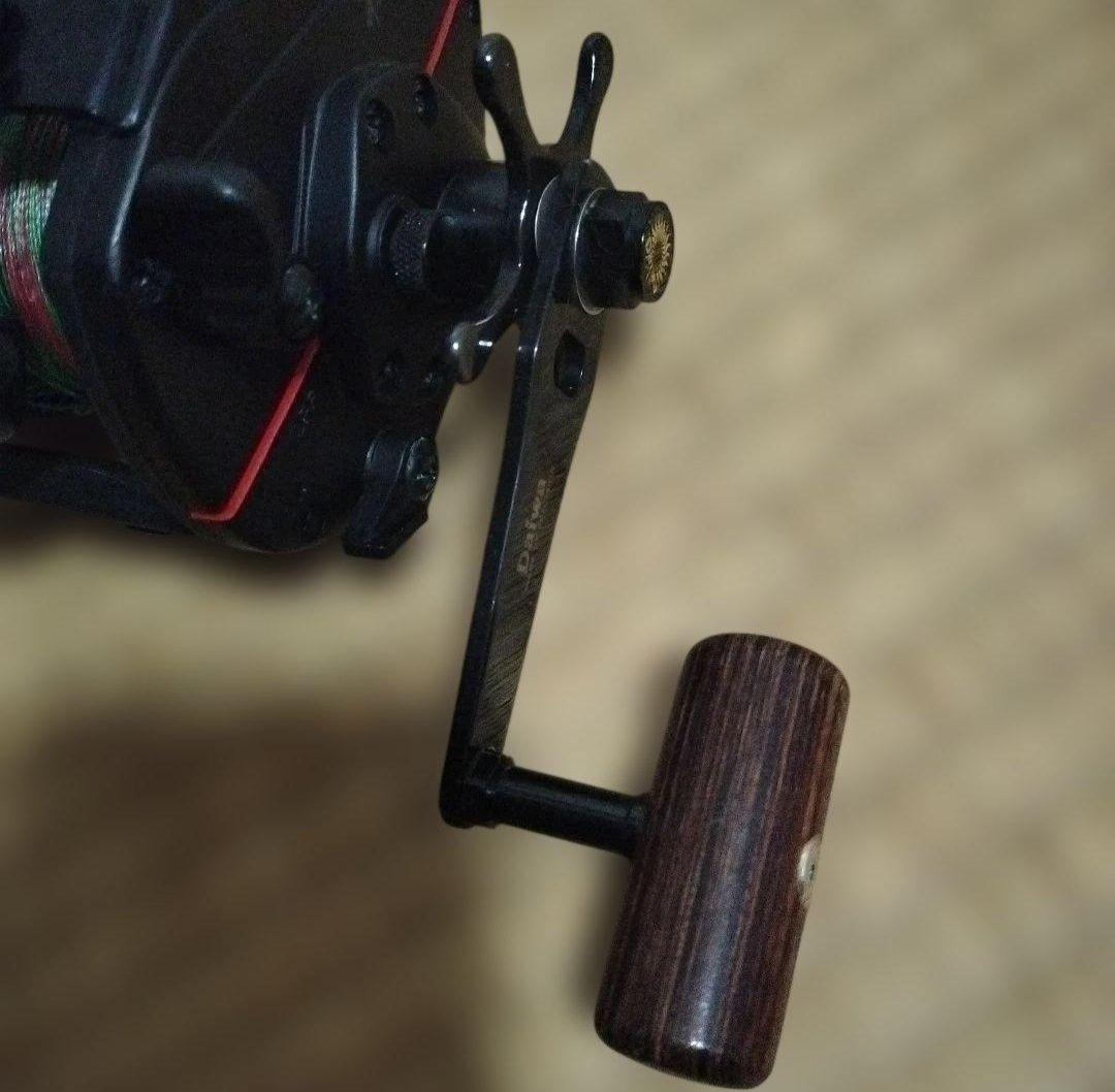 Daiwa Hunter SS70 両軸リール