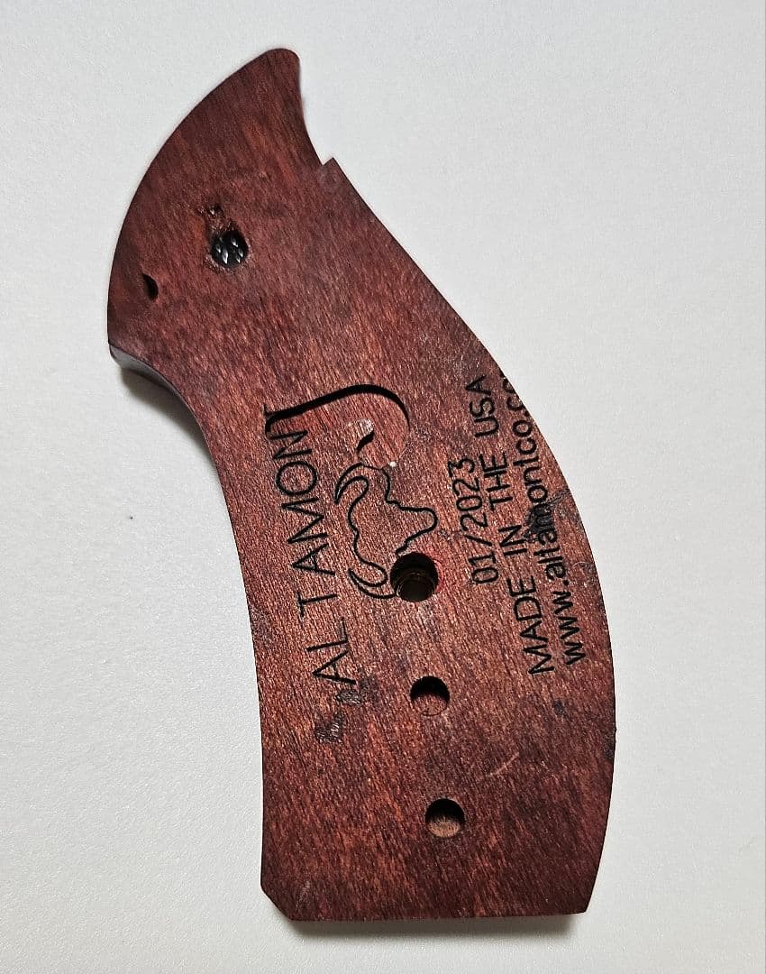 アルタモント Jフレーム ラウンドバット用 木製グリップ