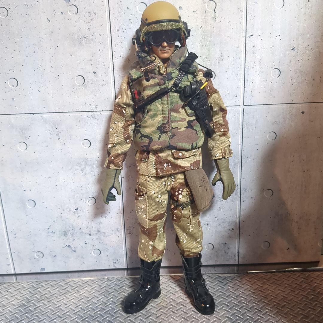 1/6 12インチ 特殊部隊 ヘリコプターパイロット フィギュア CS97