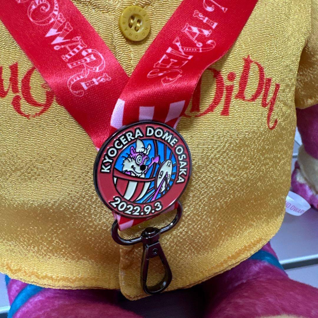 セカオワガルルのぬいぐるみ(大)京セラピンバッジ、ネックストラップ