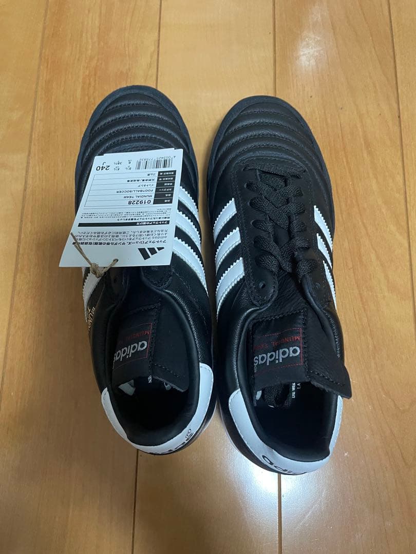 adidas トレーニングシューズ ブラック/ホワイト