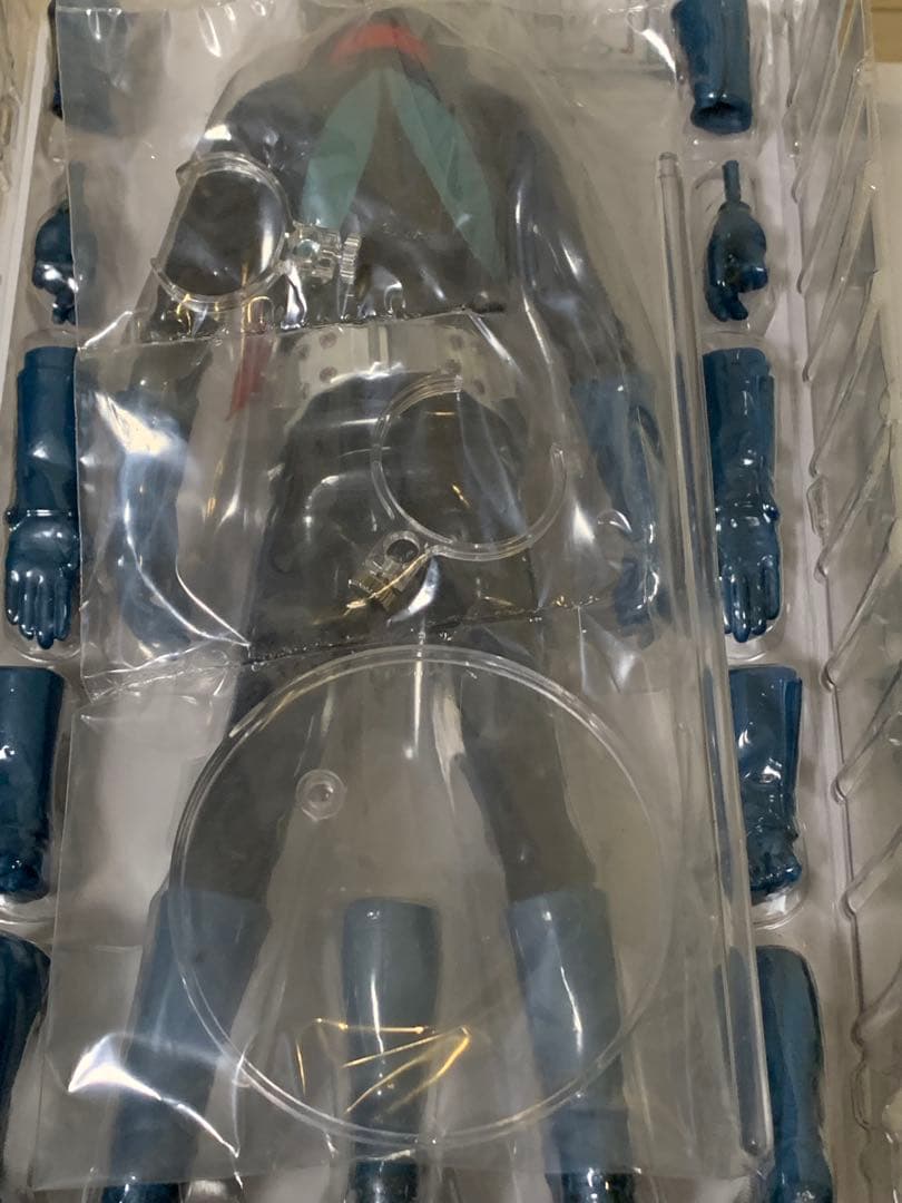 n*6様 メディコムトイ RAH 仮面ライダー旧1号 Ver.3.5 ＆ サイク