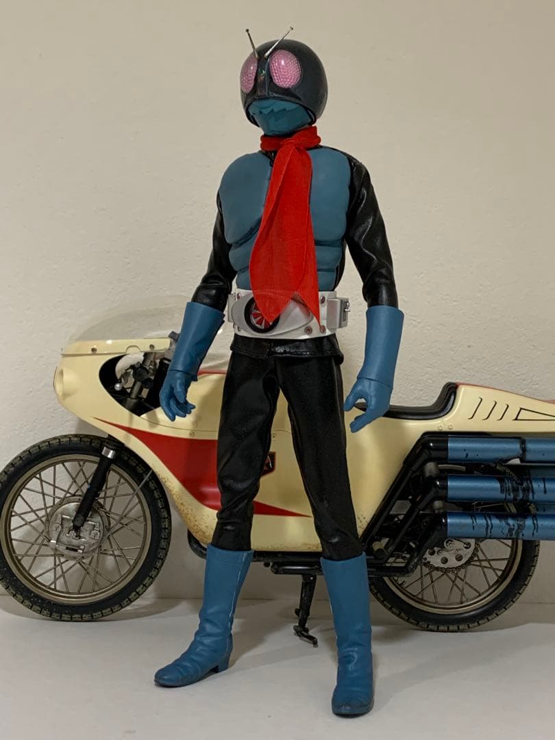 n*6様 メディコムトイ RAH 仮面ライダー旧1号 Ver.3.5 ＆ サイク