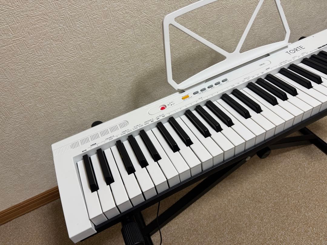 TORTE 電子キーボード　スタンド付き　TSDK-61 電子ピアノ