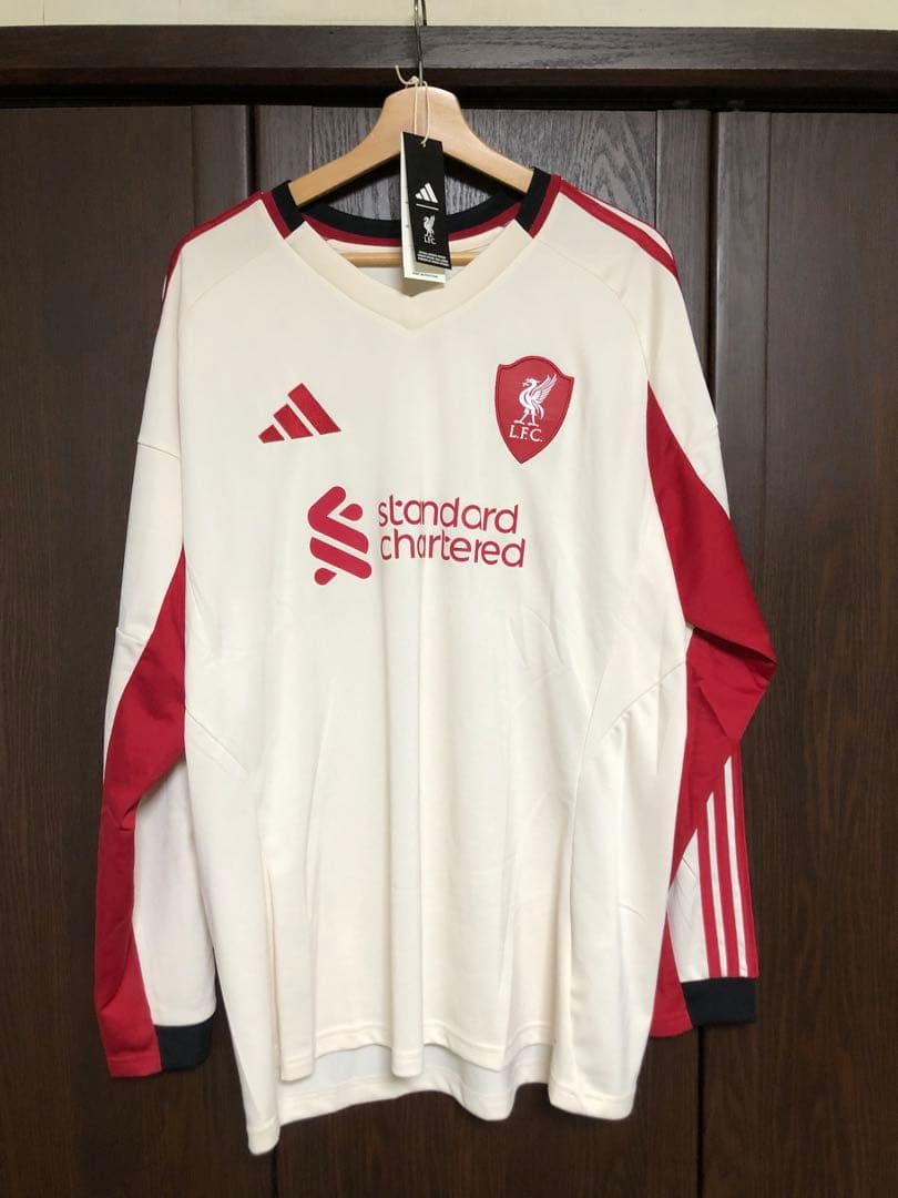 リバプール　25/26 ユニフォーム　アウェイ