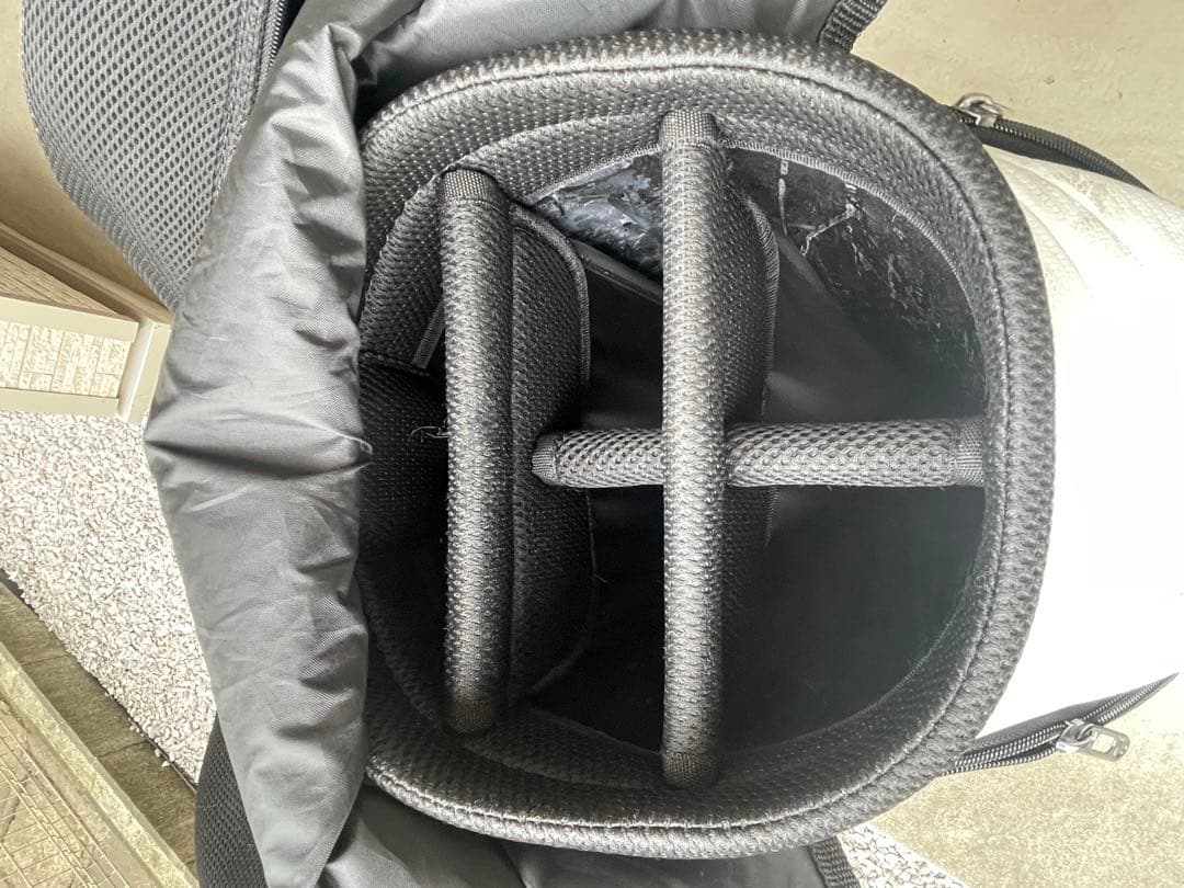 TaylorMade キャディバッグ ホワイト/レッド/ネイビー使用期間10ヶ月