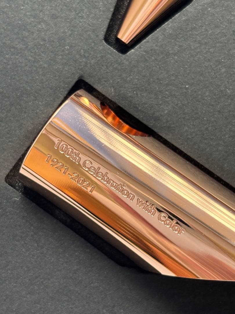 サクラクラフトラボ　００１Ｓ　サクラクレパス創業100周年記念　シャンパンピンク