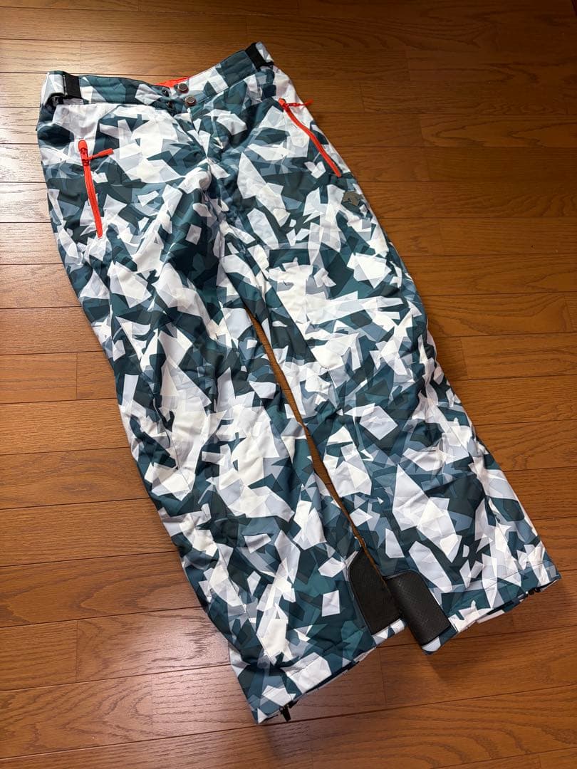 DESCENTE デサント　スキーパンツのみ