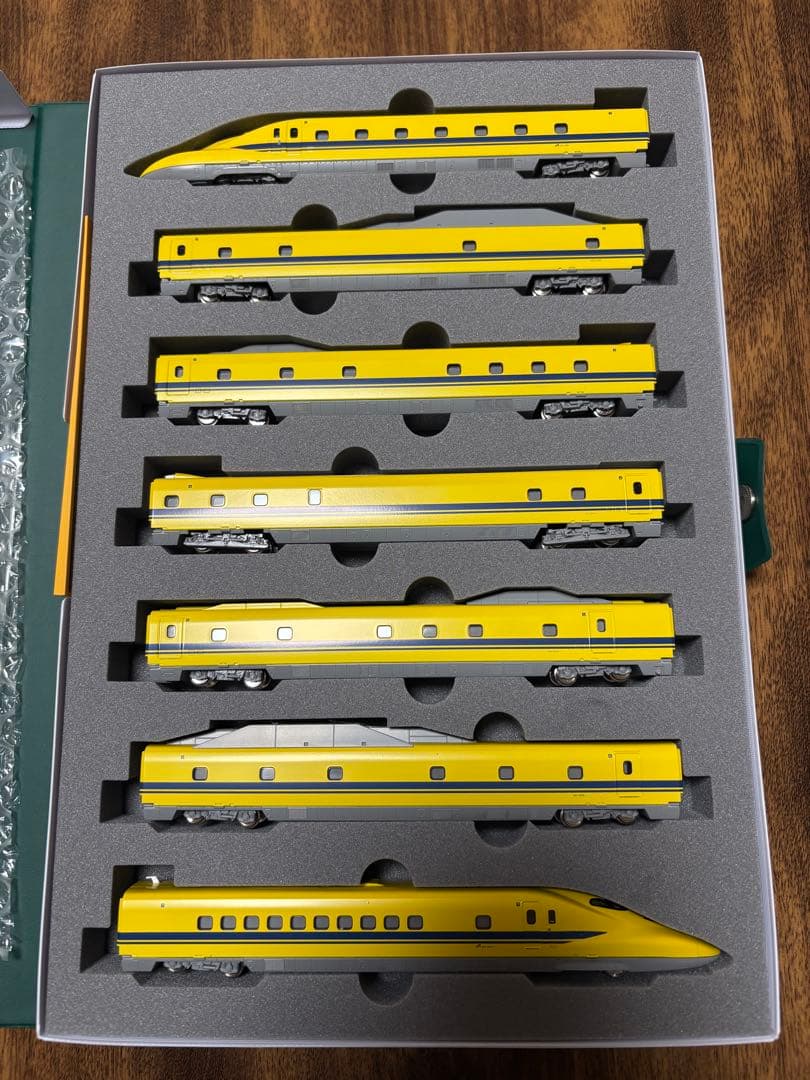 KATO 923形3000番台〈ドクターイエロー〉