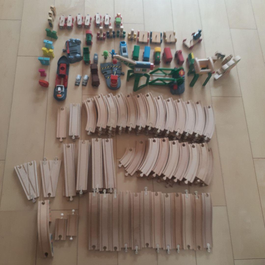 BRIO 木製鉄道セット 車両付き　イケア含む