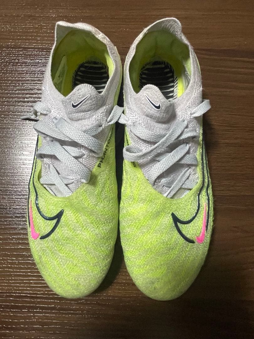 ナイキ　ファントムGX FG 24