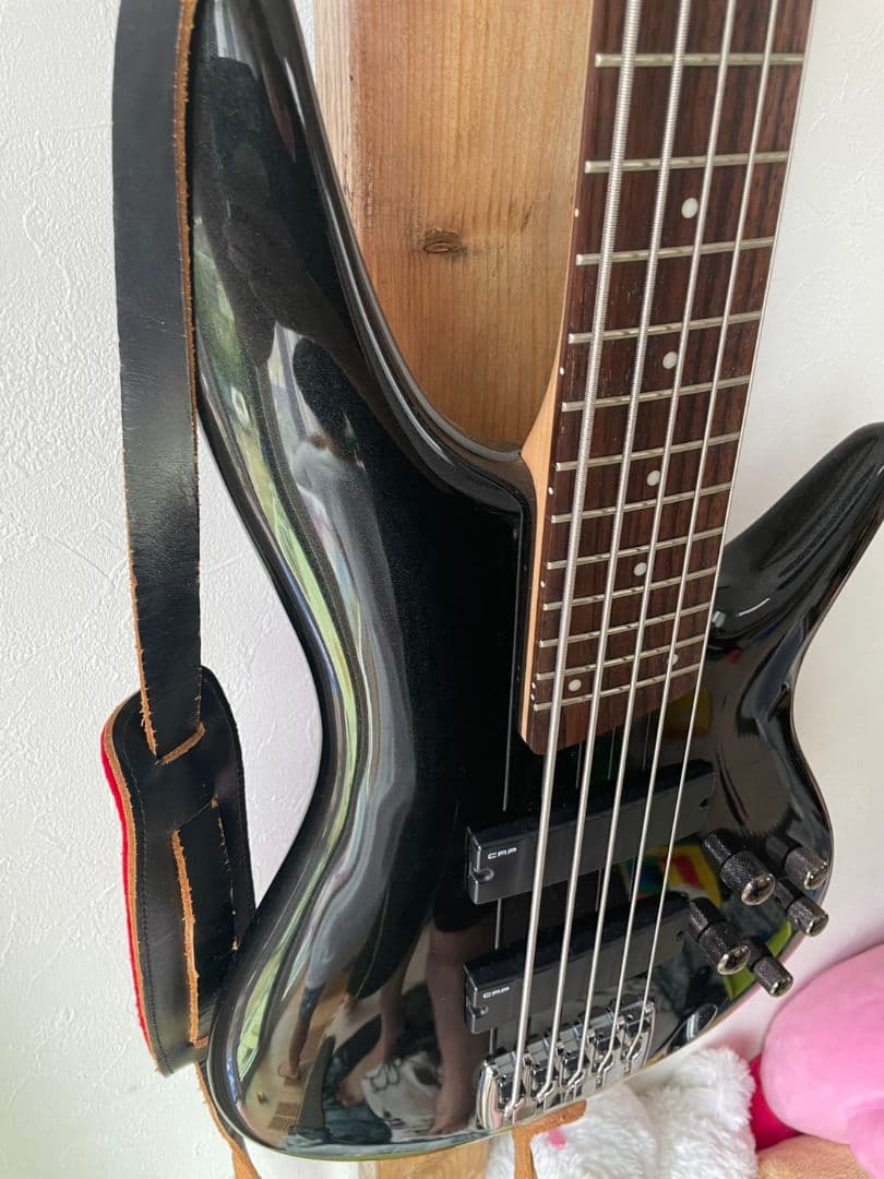 Ibanez　sr305 アクティブエレキベース