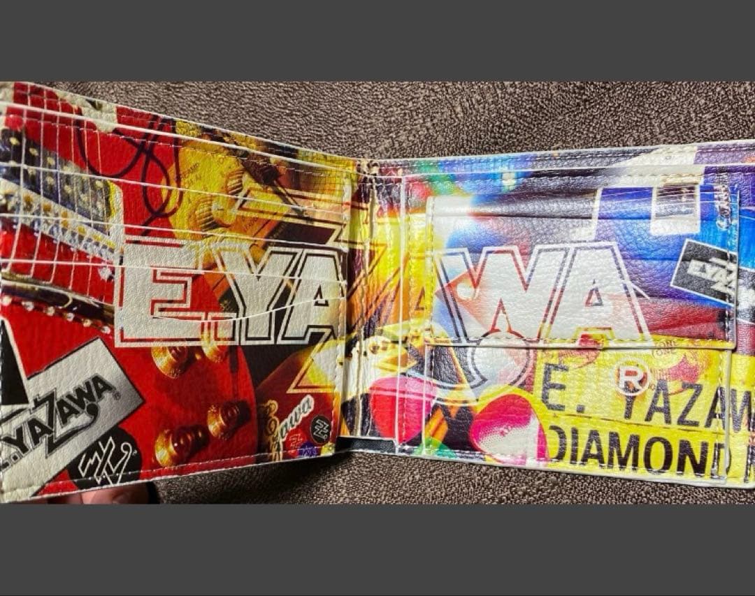 俺たちの矢沢永吉展でも展示されていた二つ折財布グラフィックがカッコいい！