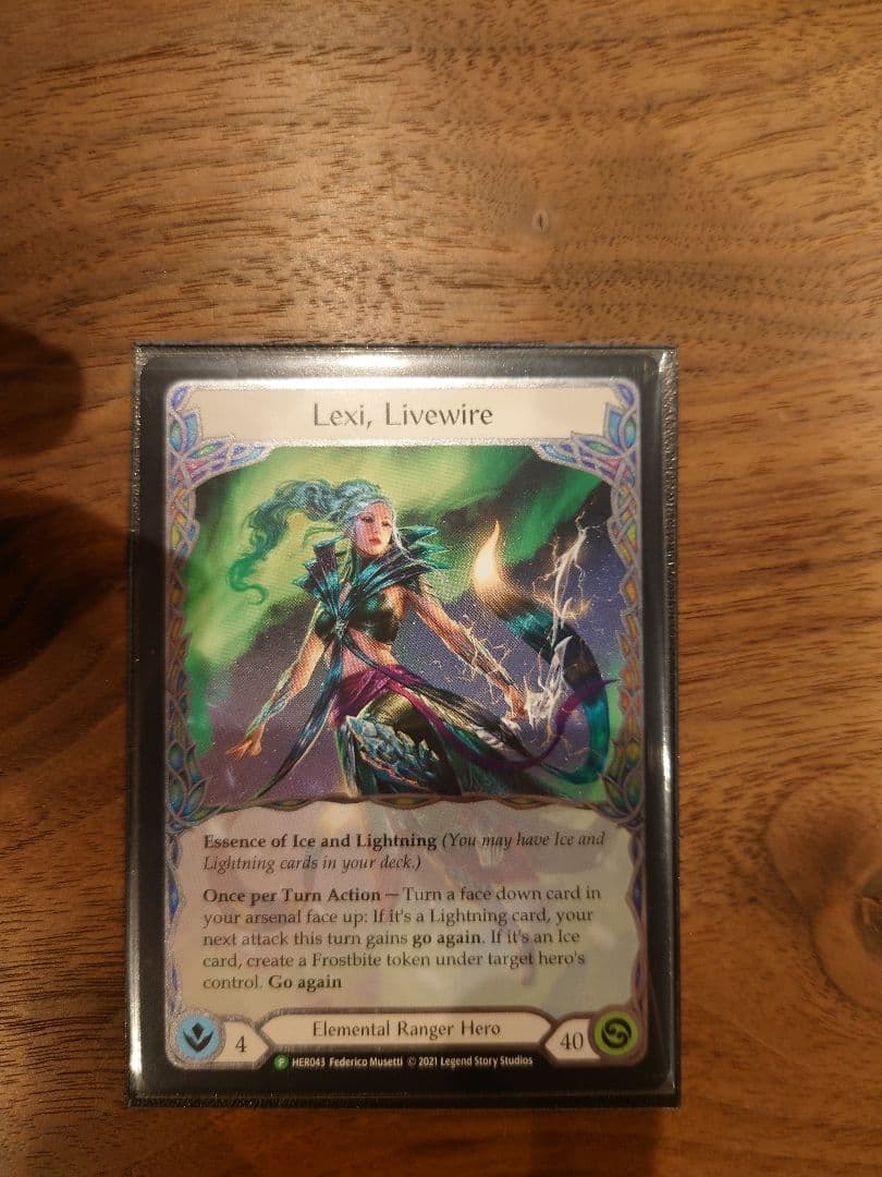 Lexi,Livewire Cold Foil 1枚