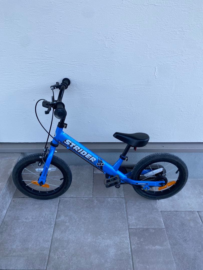 STRIDER 14x　ストライダー　ブルー　【埼玉県　引取限定】