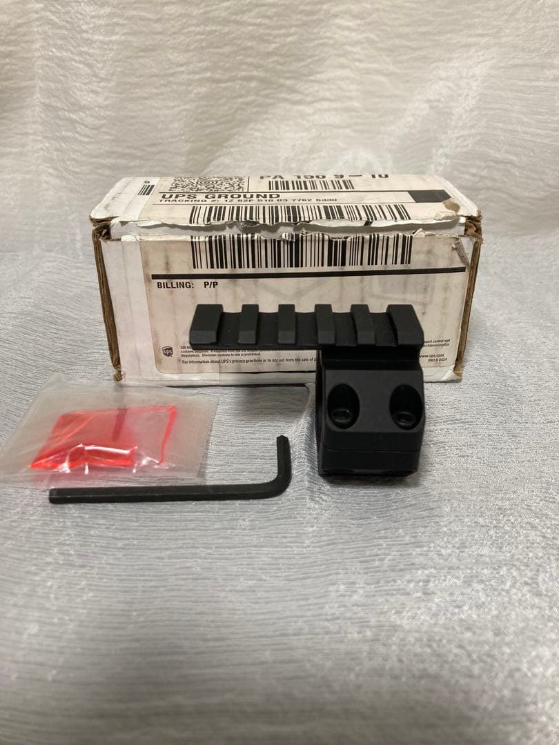 実物　American Defense 5スロット　マウントリングキャップ