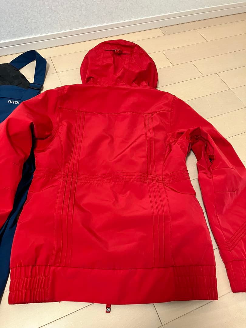 BURTON バートン　レディースM NNOUM ビブパンツ　上下セット！