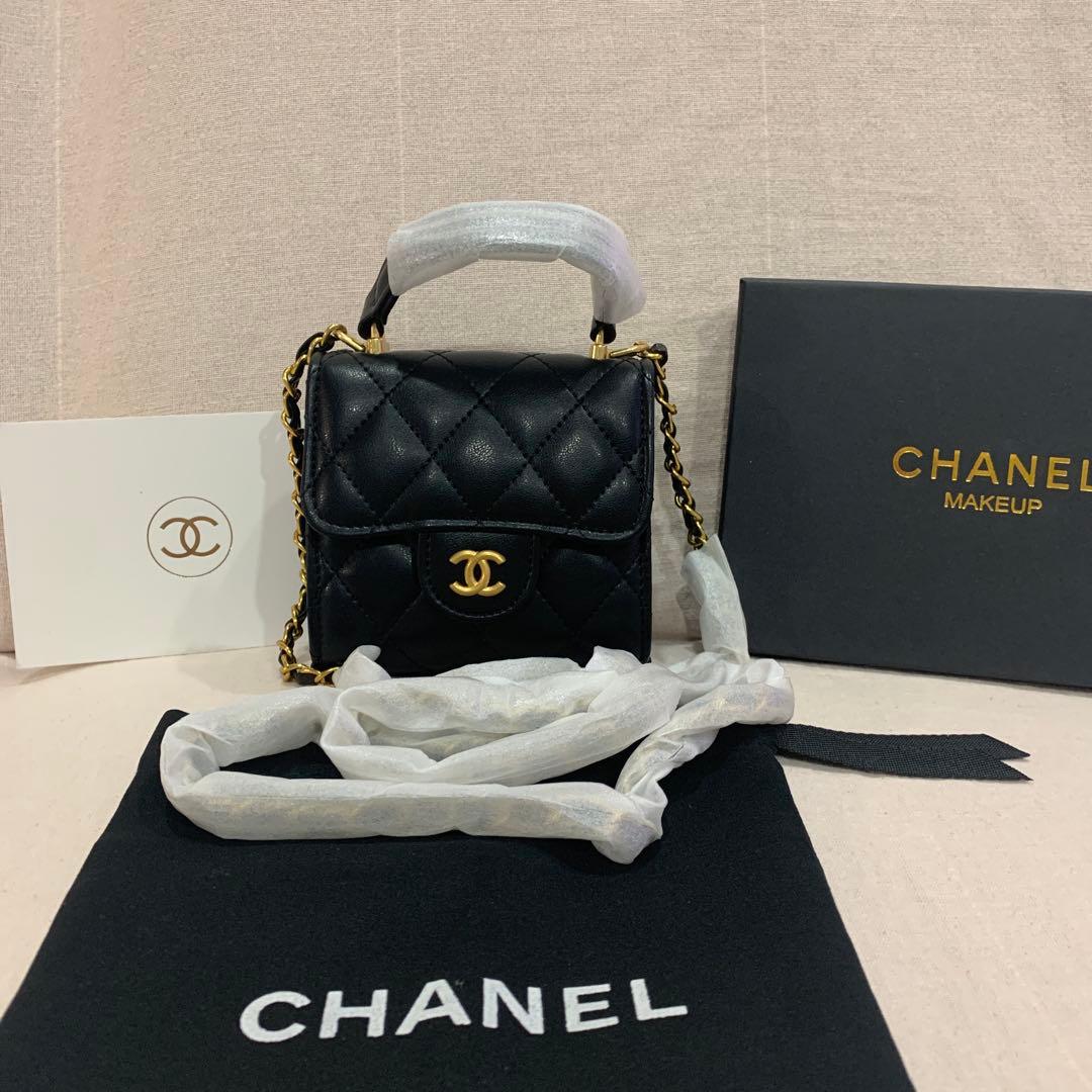 シャネル ブラック ミニバッグ チェーンショルダー　ノベルティ新品