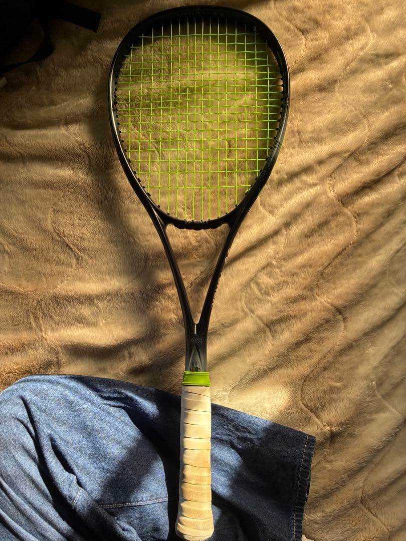 ヨネックス　ボルトレイジ8v UL2