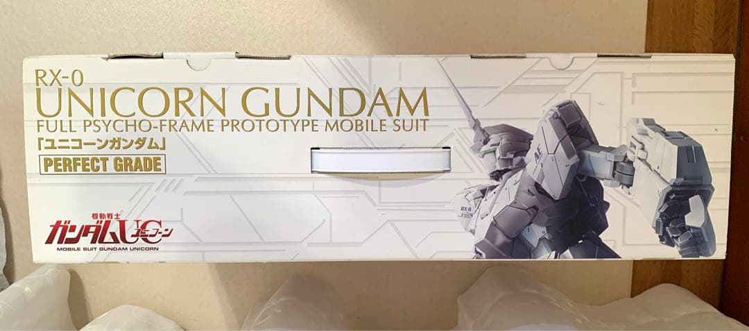 PG 1/60 RX-0 ユニコーンガンダム 未開封 新品 外箱ダメージあり