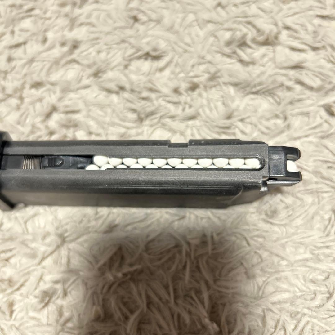 GLOCK 18C ガスブローバックハンドガン