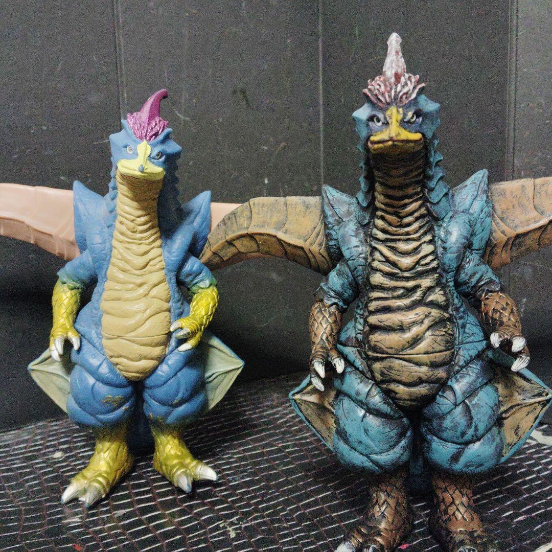 SEA確認画像ウルトラ怪獣旧型ソフビリドリアスと愉快な仲間達