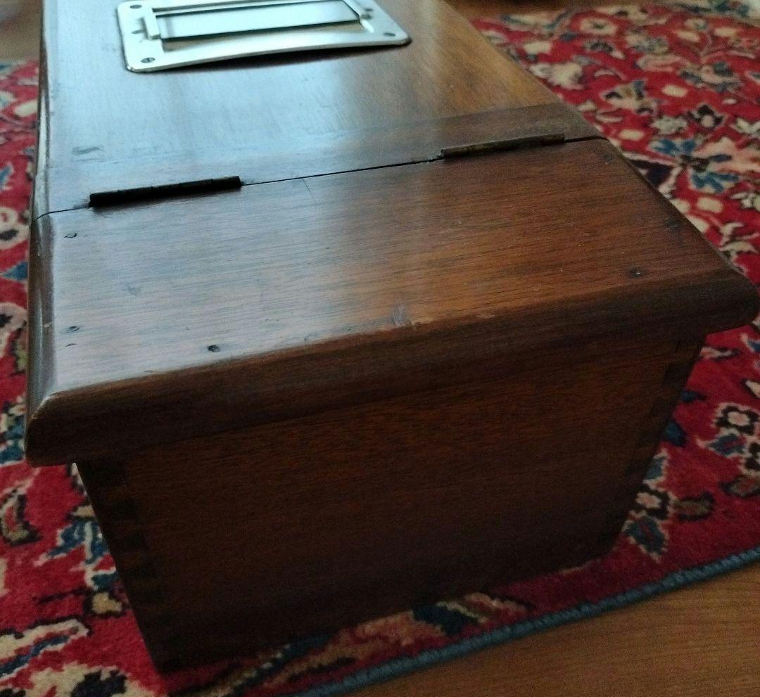 イギリスの古い木製レジスター　Cash Till