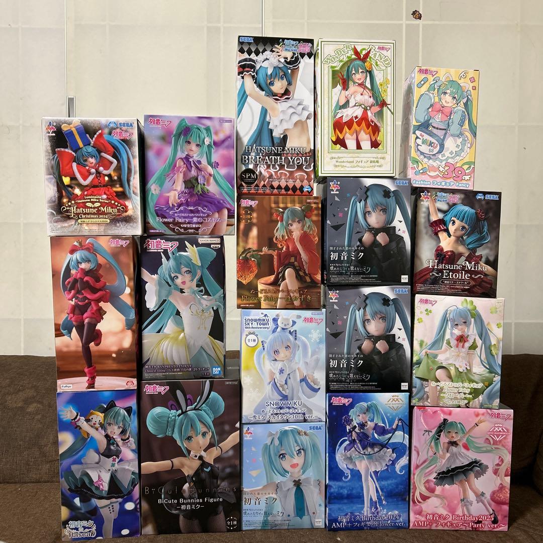 初音ミクフィギュアまとめ売り　１８点