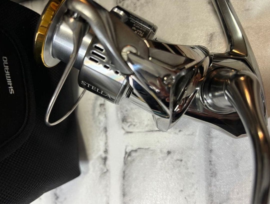SHIMANO ステラC3000XGJ 箱無しハンドルはカスタムだけ