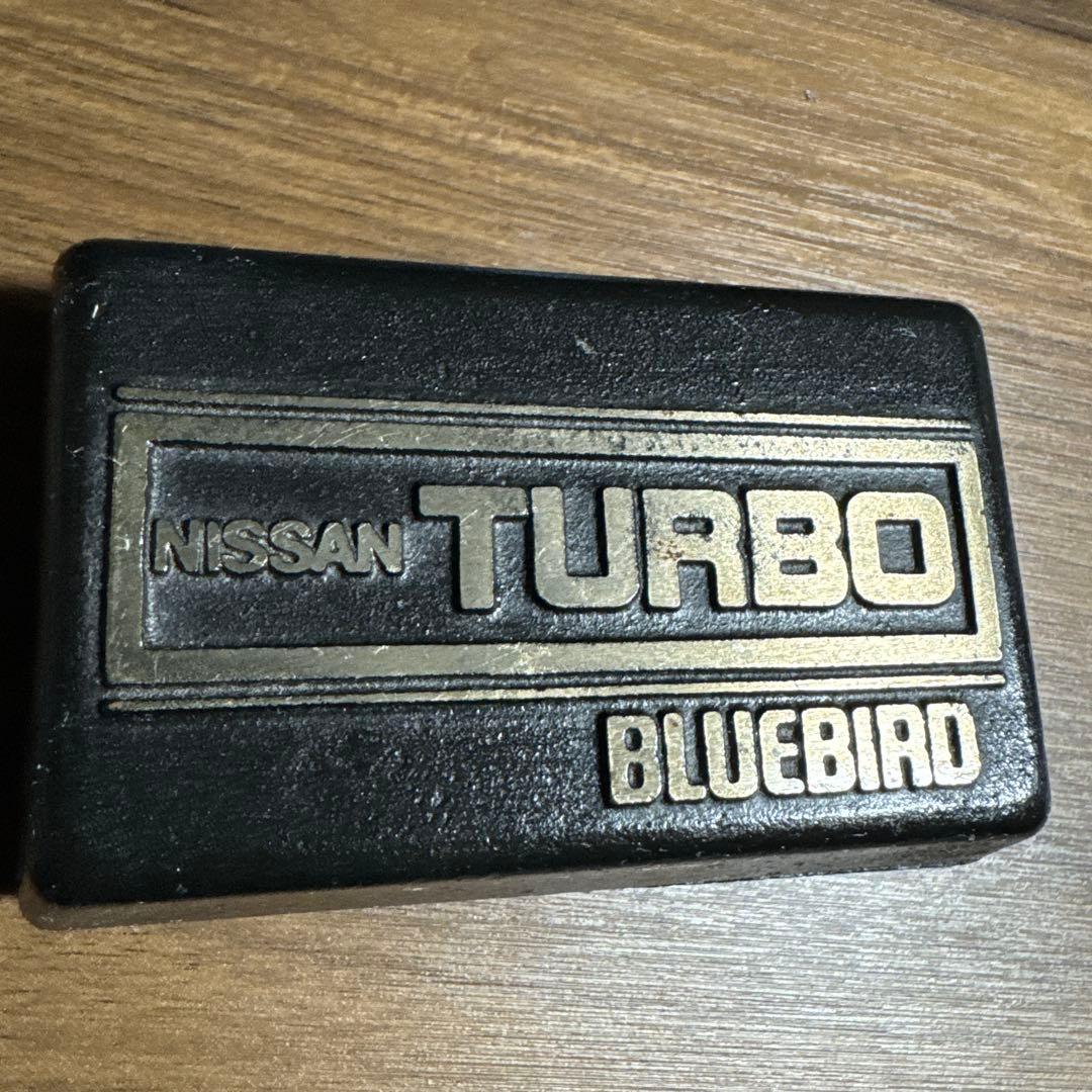 日産ブルーバード　鋳物 灰皿