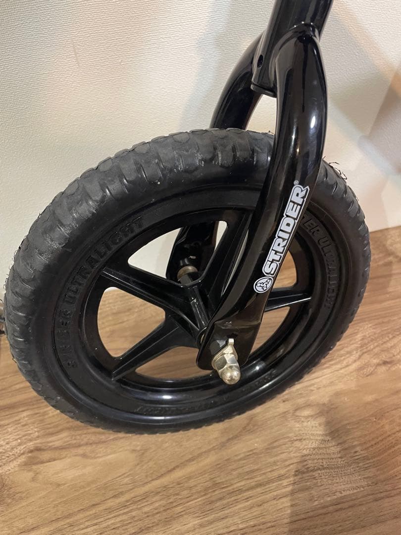 【美品】STRIDER 12インチ ブラック　スポーツモデル　ケース付き