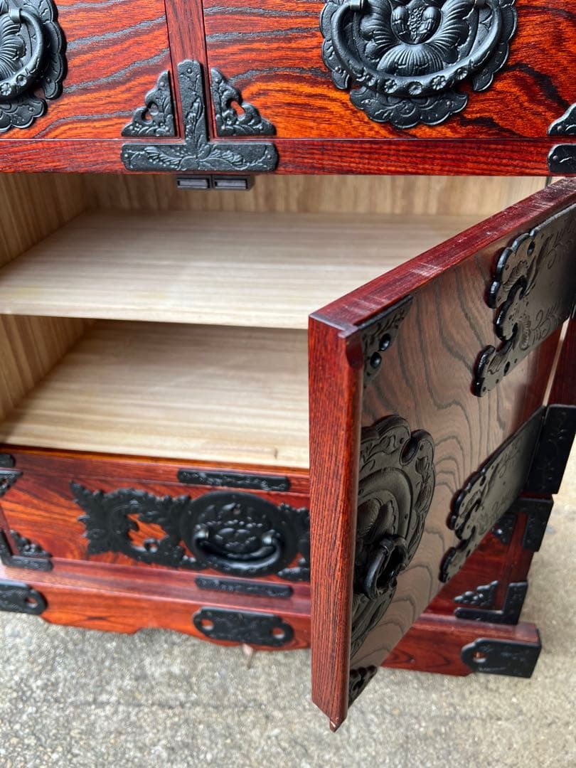 岩谷堂箪笥 車箪笥 チェスト 伝統工芸 極上品 欅材漆塗り　鉄金具　時代箪笥