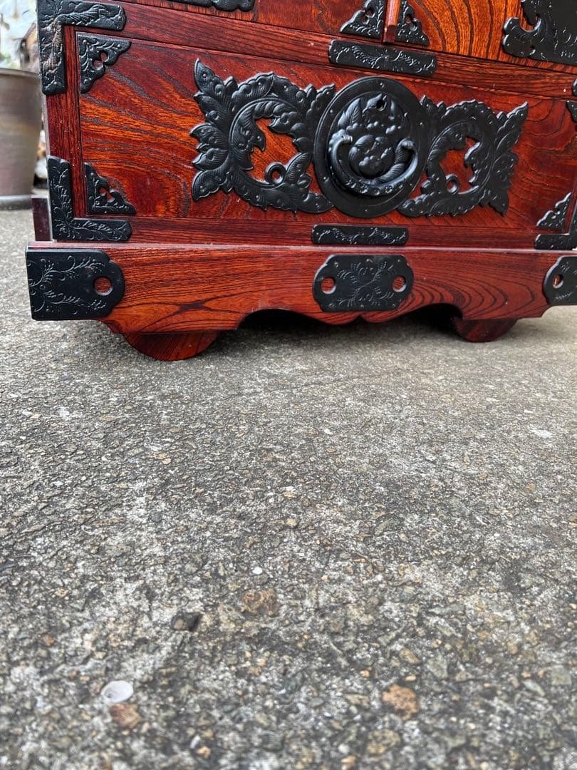 岩谷堂箪笥 車箪笥 チェスト 伝統工芸 極上品 欅材漆塗り　鉄金具　時代箪笥