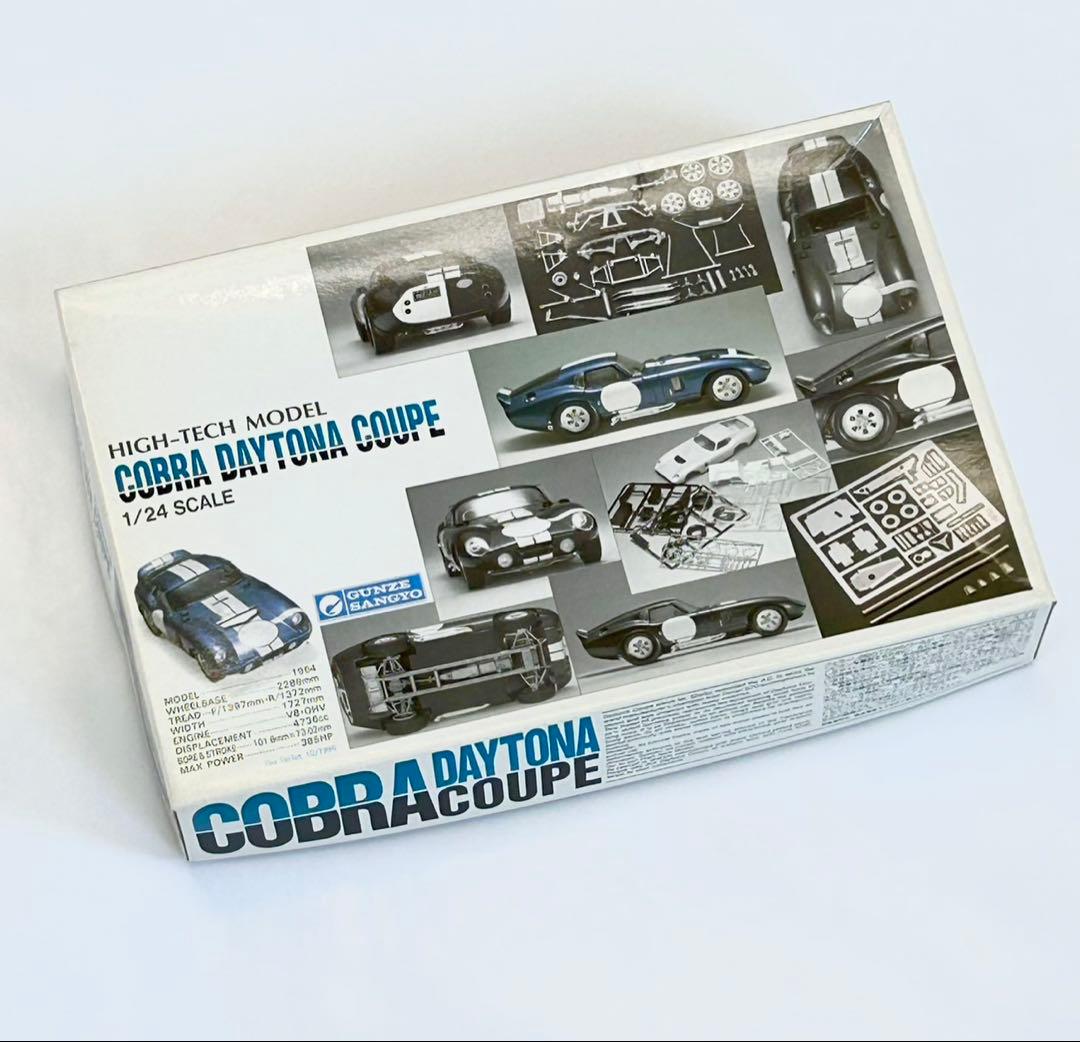 コブラデイトナクーペ　HIGH-TECH-MODEL 1/24 スケール
