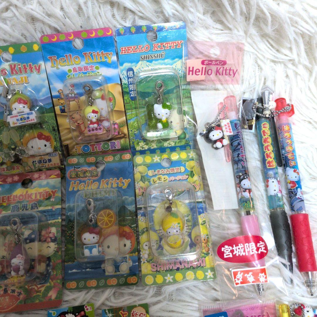 Sanrio ハローキティ　ご当地ストラップ　根付け　ファスナーマスコット