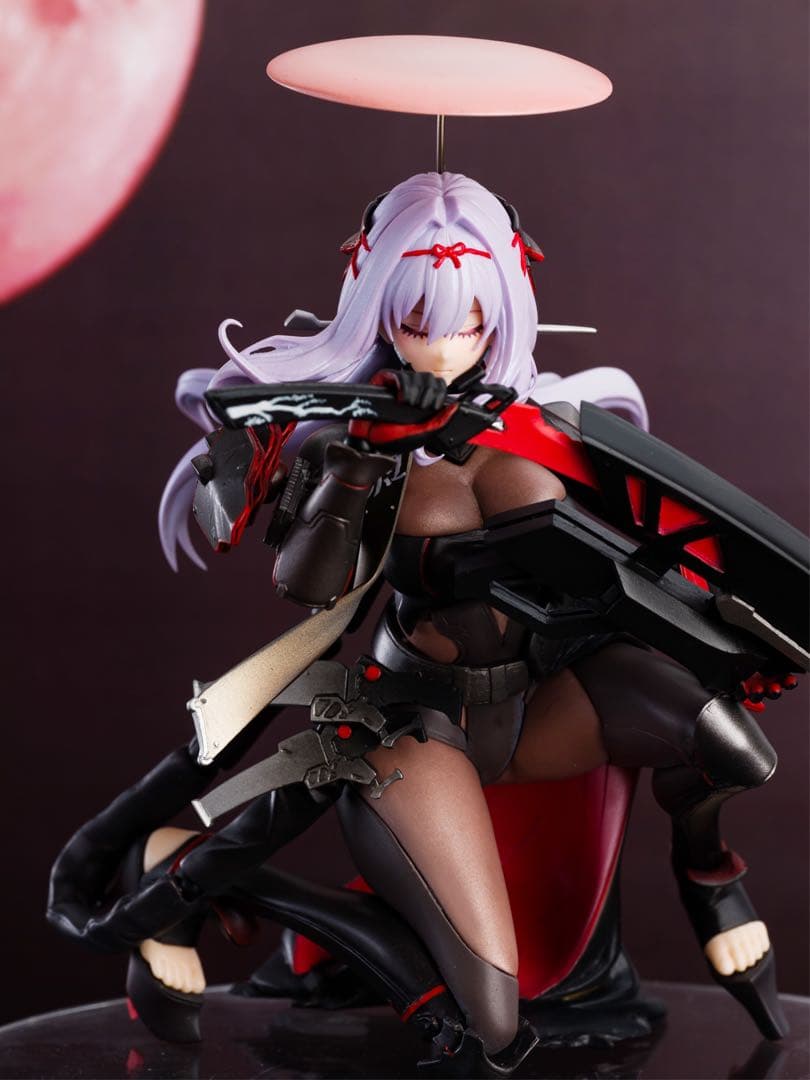 MADHANDS　BIG シリーズ可動カラーレジン　勝利の女神　NIKKE　紅蓮