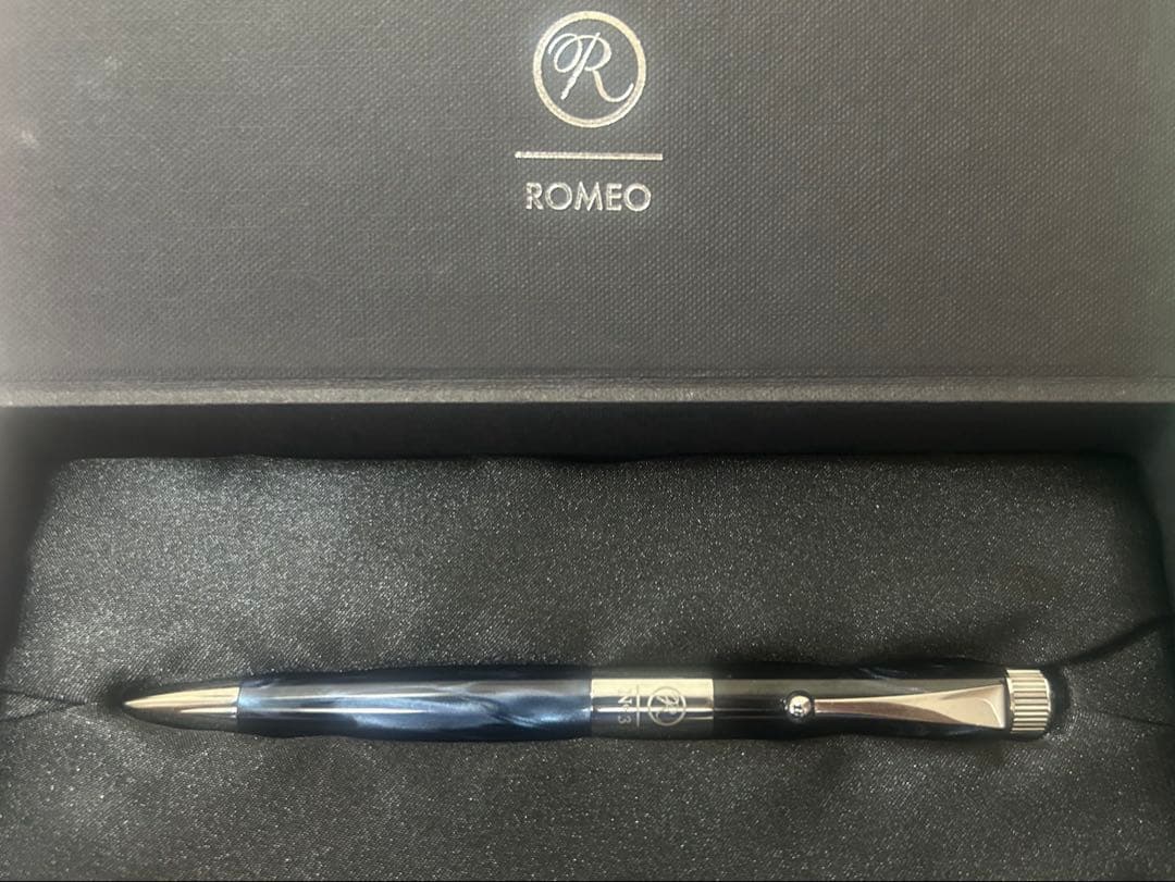 ロメオ　No.3　イタリアンブルー　マーブル