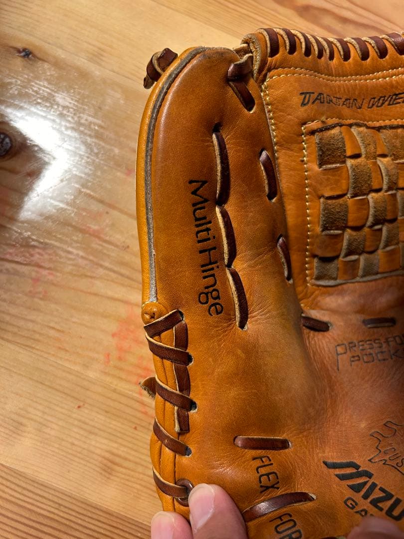 ミズノ　WORLDWIN 硬式グローブ　1982年製　箱付き