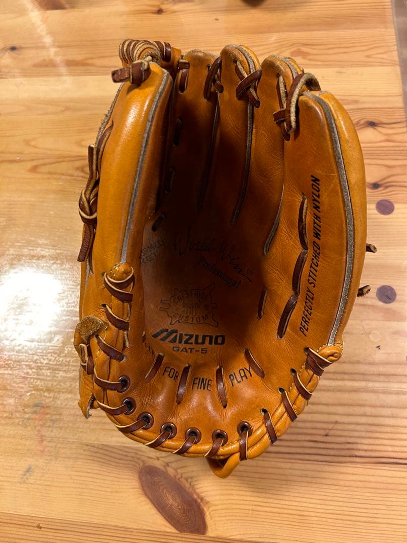 ミズノ　WORLDWIN 硬式グローブ　1982年製　箱付き