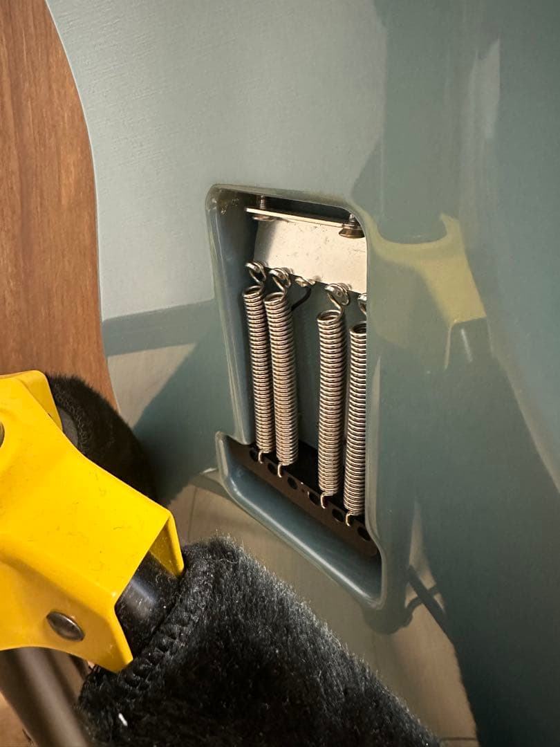 Silver Skyメイプル ラッカー ストラップ付