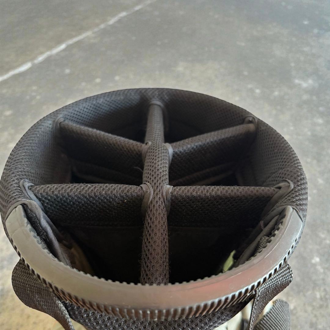 ブリーフィングゴルフ　キャディバッグ　ショルダー式　スタンド式　カーキ　軽量