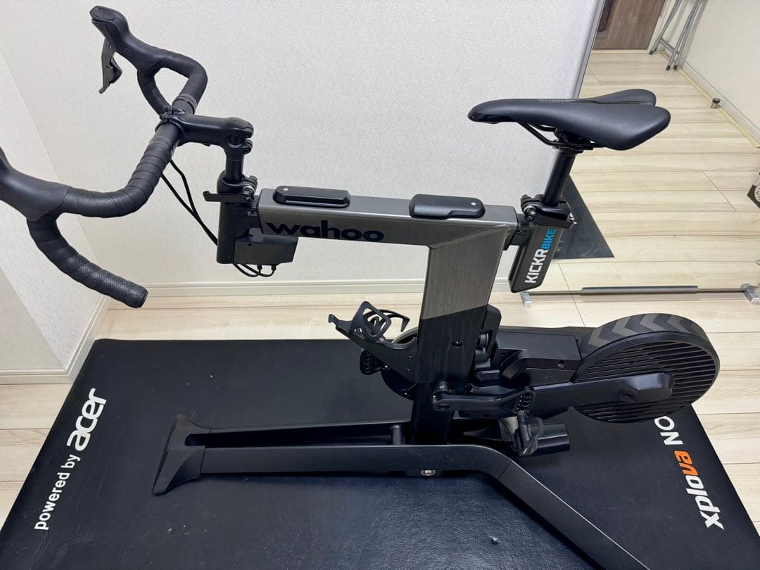 u*o様 Wahoo KICKR BIKE WFBIKE1