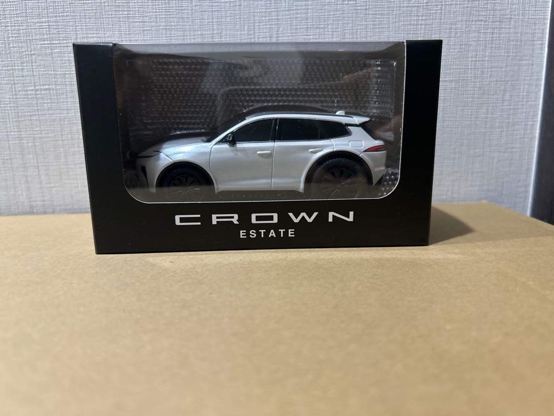 【非売品】CROWN ESTATE ホワイトミニカー