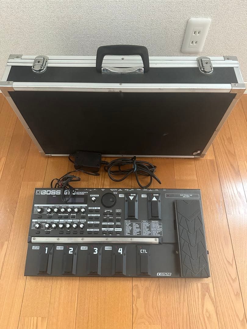 マルチエフェクター 【中古】BOSS GT-8 ハードケース付き