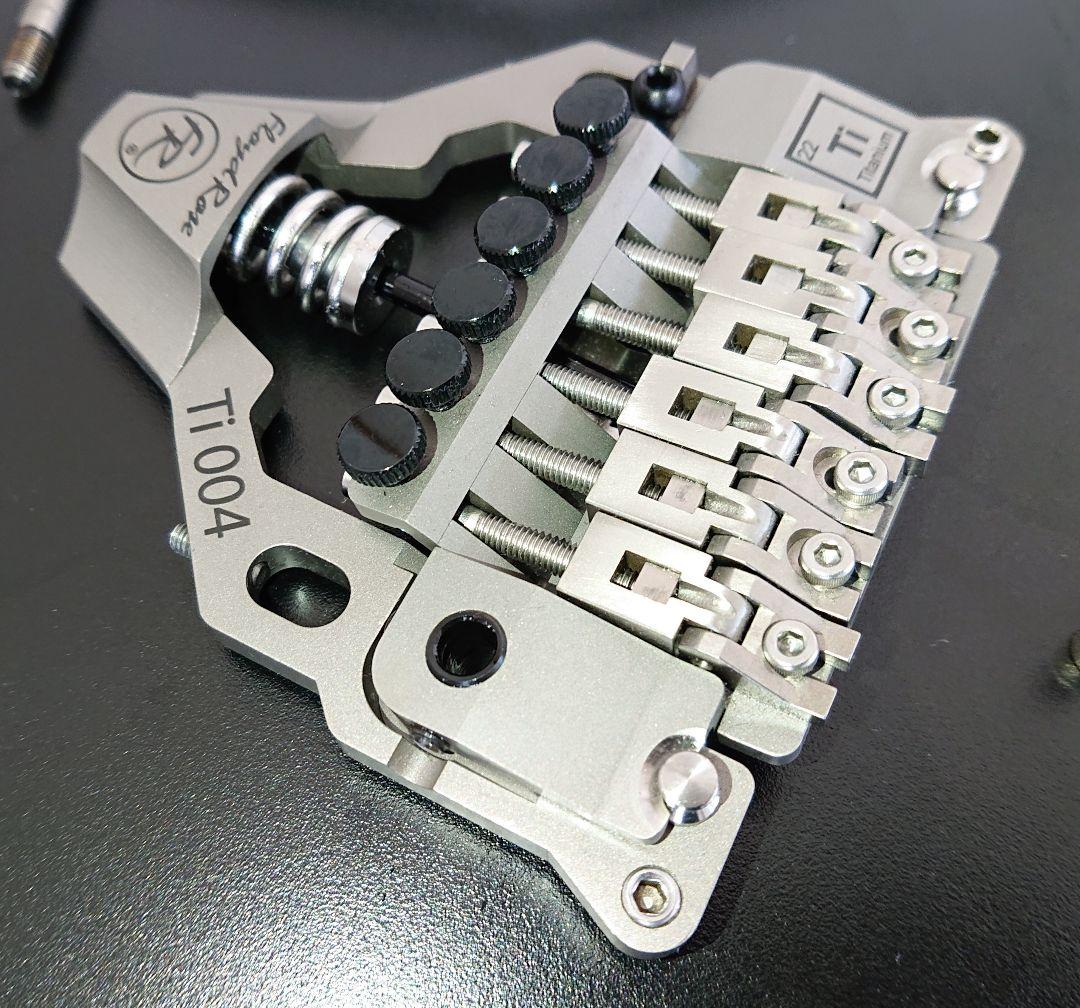 Ti004 フロイドローズFLOYD ROSE FRX トレモロTITANIUM