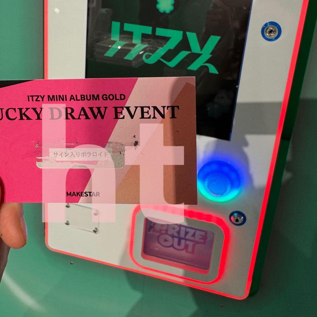 itzy GOLD リア 直筆サイン チェキ