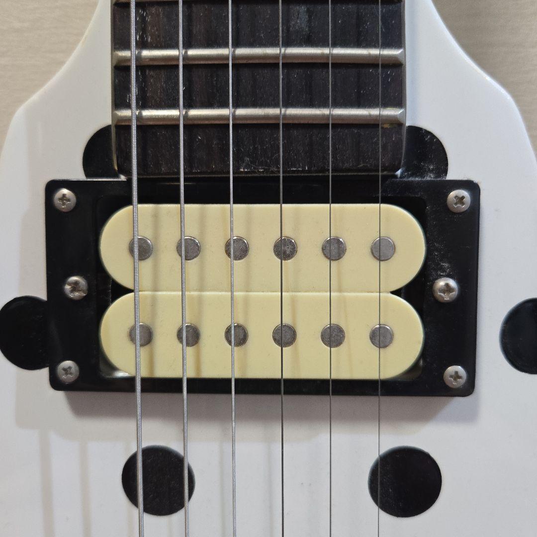 フライングV　ポルカドット　ランディローズ　水玉　　ノーブランド