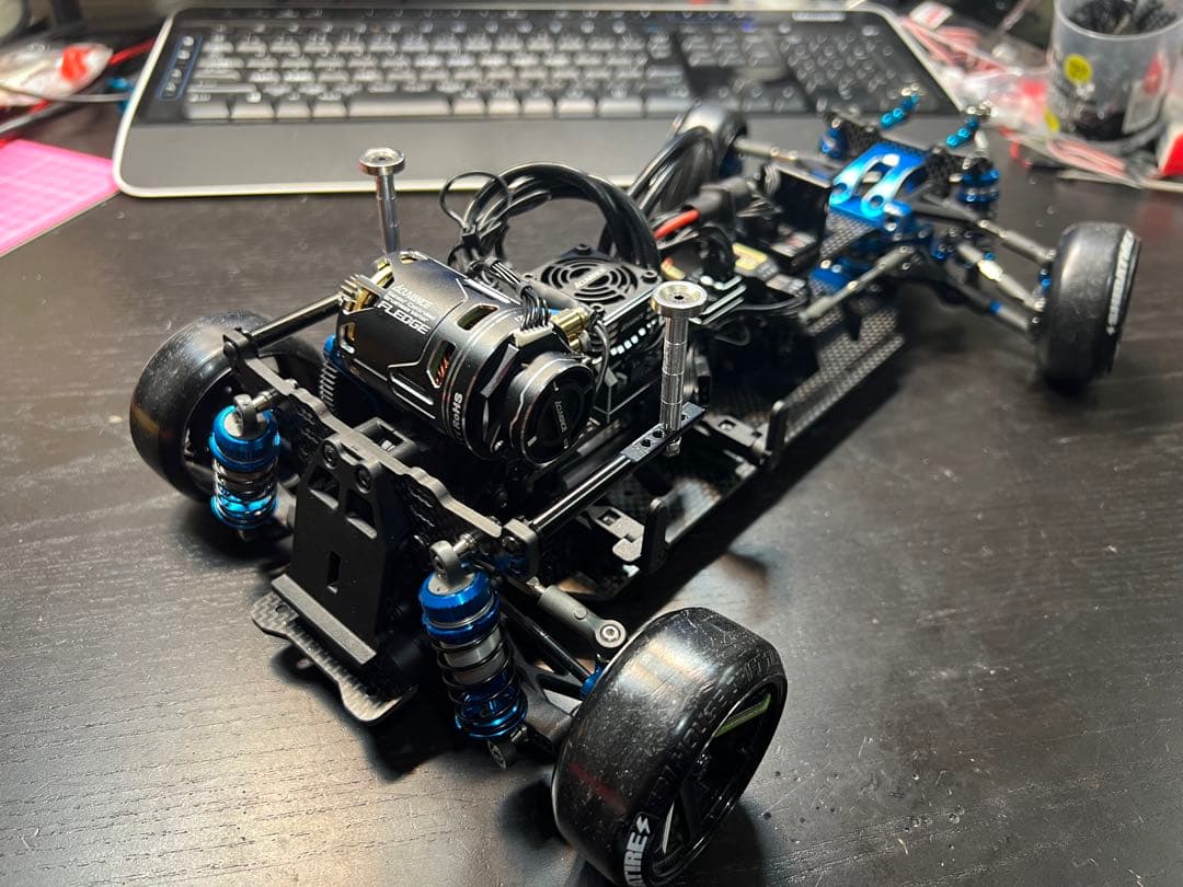 アソシエイテッド　DC10