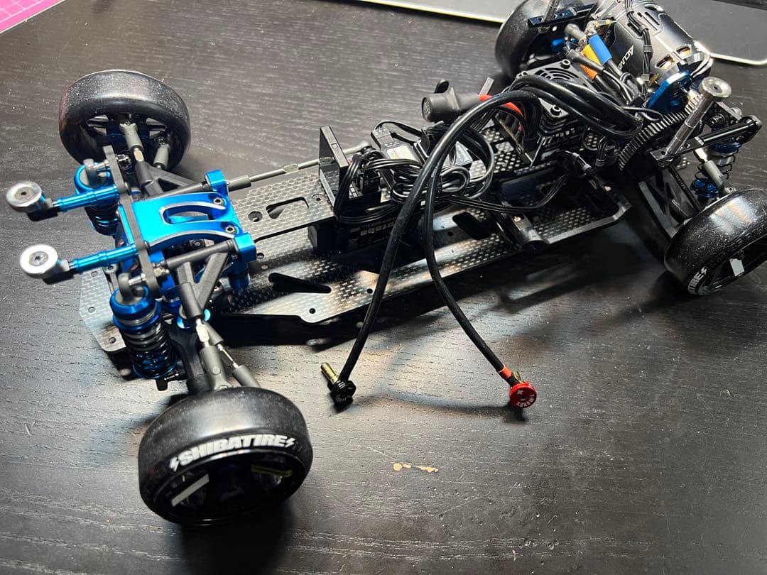 アソシエイテッド　DC10